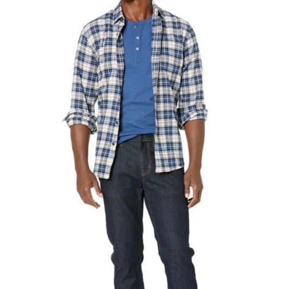 NWT Amazon Essentials Men’s Blue & White Plaid Flannel Shirt w/ Mustard Accent - Picture 3 of 4